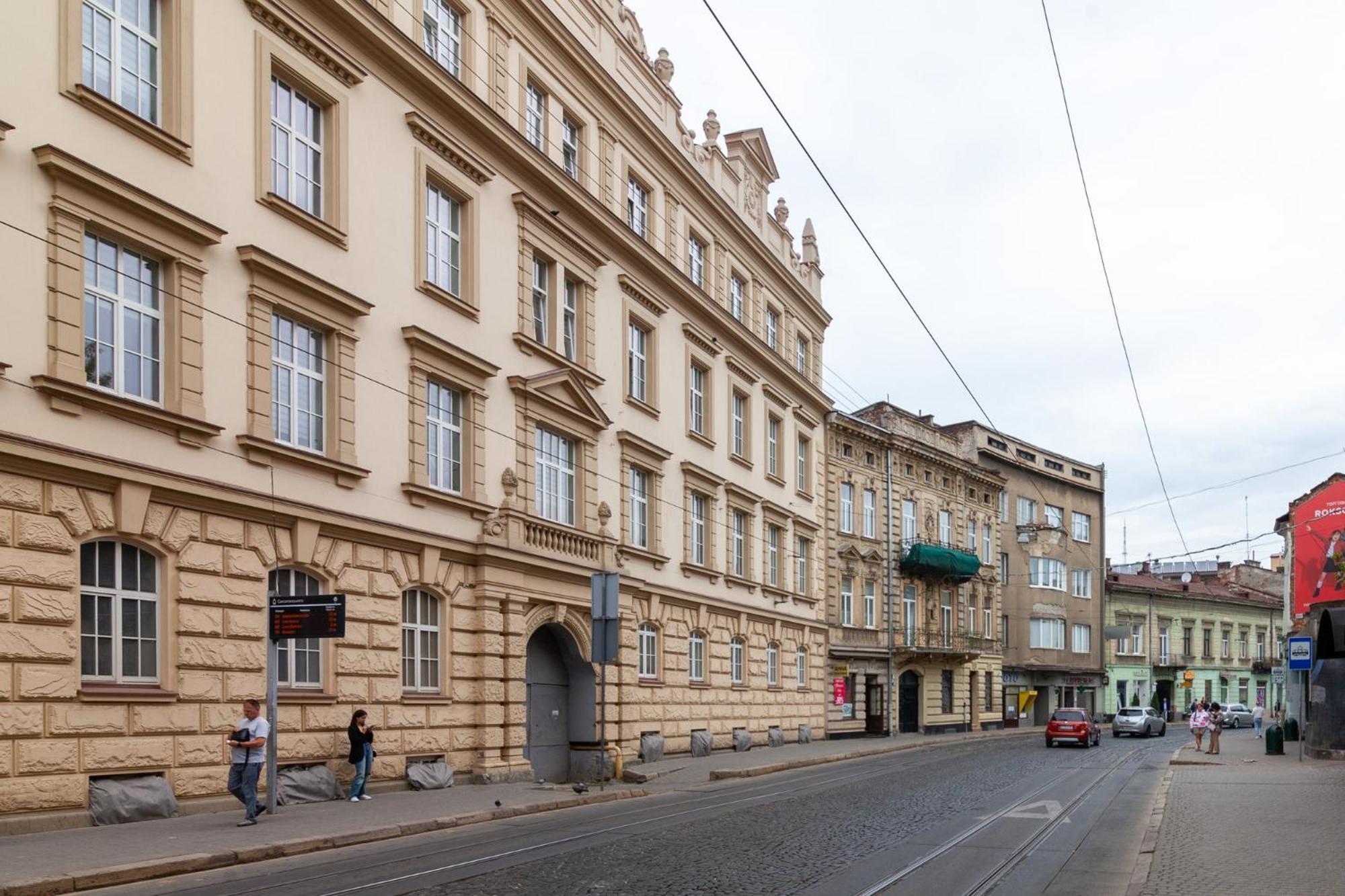 Royal Apartment On Franka 28 Lviv Exteriör bild